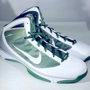 BRAND NEW! Nike Hyperize‎ TB